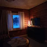 Torppa Järvenrannalla *
