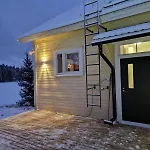 Torppa Järvenrannalla * Petaajarvi