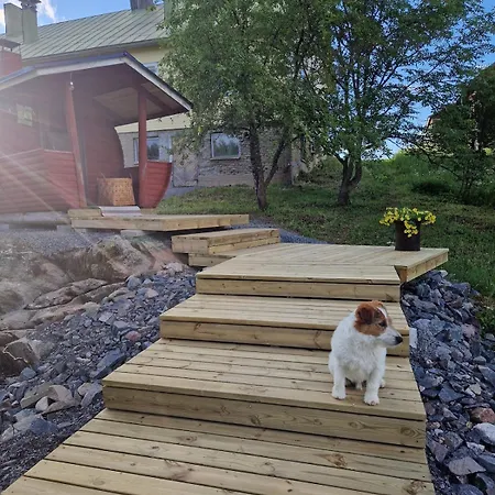 Feriehus Torppa Jaervenrannalla Petaajarvi