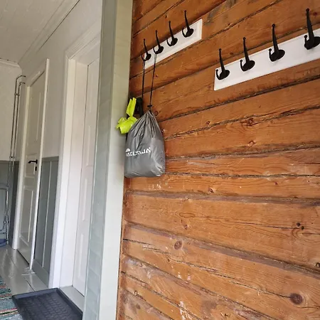 Feriehus Torppa Jaervenrannalla