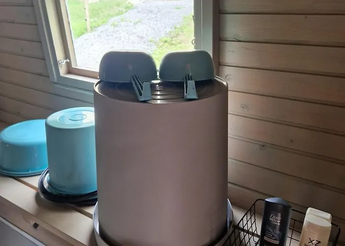 Torppa Jaervenrannalla *