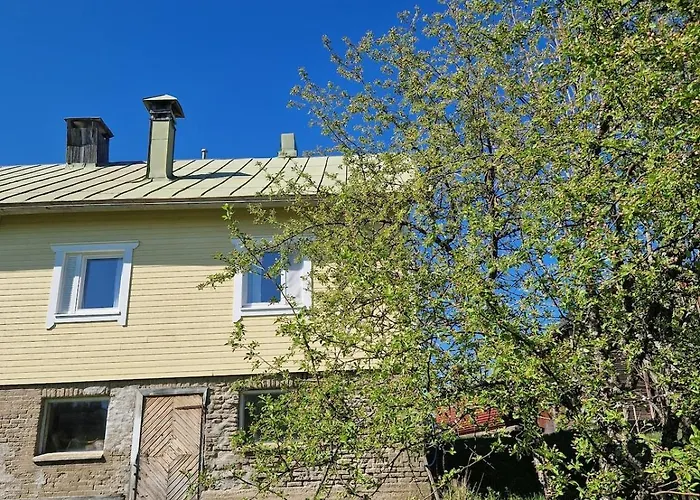 Torppa Jaervenrannalla Semesterbostad Petaajarvi